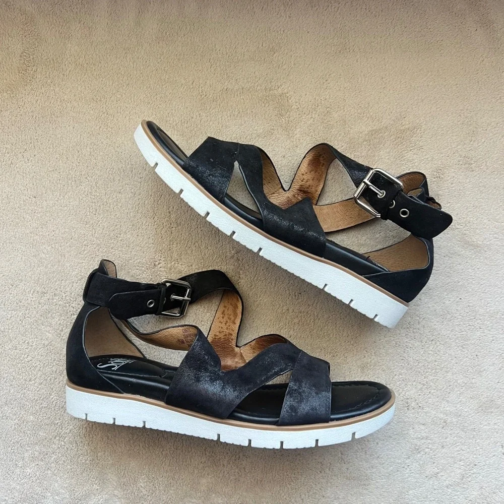 Sofft‎ Women 7.5M Black on Black Metallic Leather Ankle Strap Platform Sandal